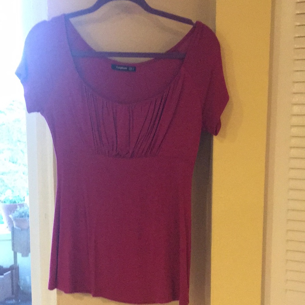 Fuschia top